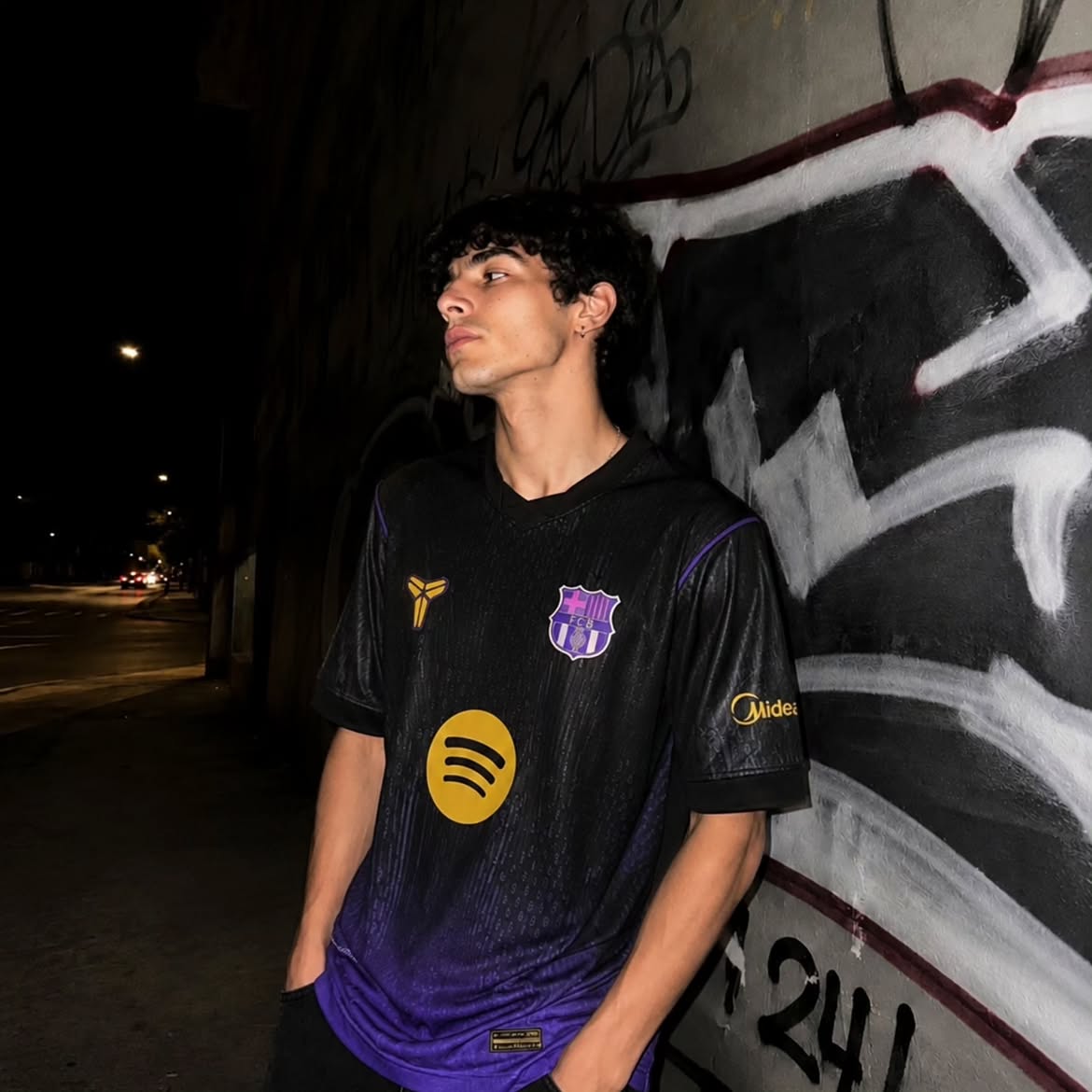 FC Barcelona Black & Purple Jersey – Bold. Modern. Iconic. ⚽🟣