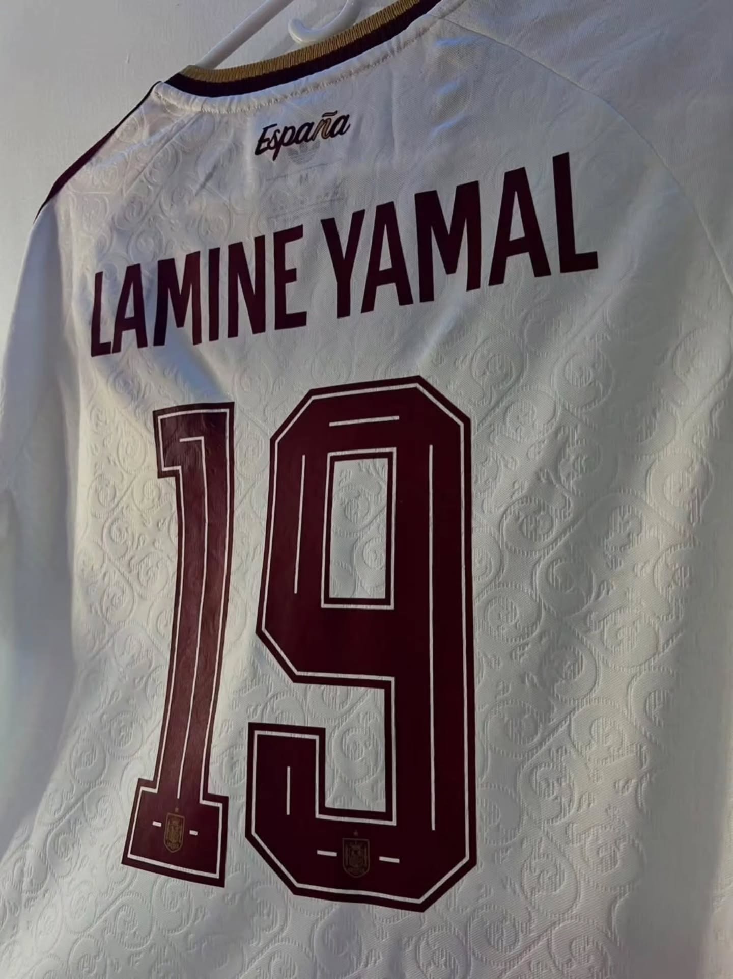 A retro-style Spain national football (soccer) team jersey