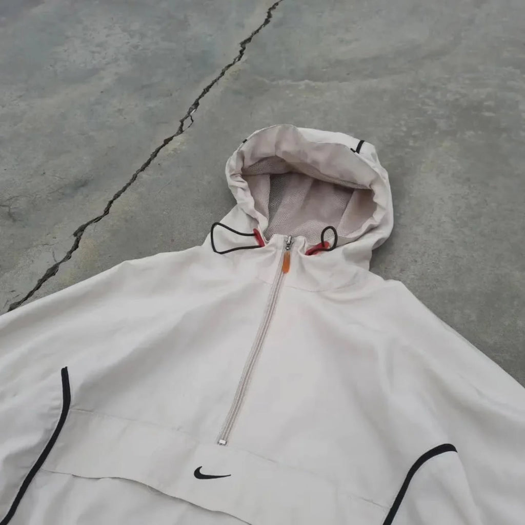 vintage Nike hooded half-zip anorak / windbreaker in a clean
